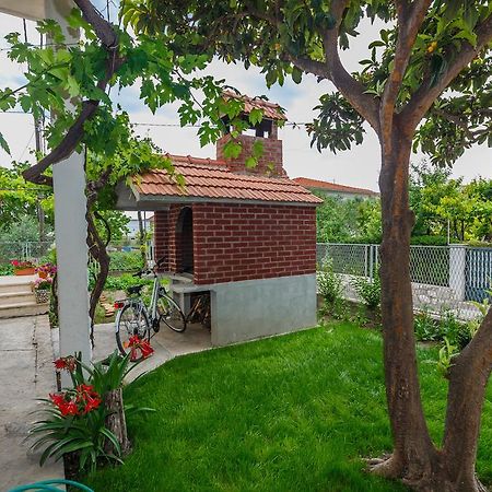 Apartment Gloria Kaštela Екстериор снимка