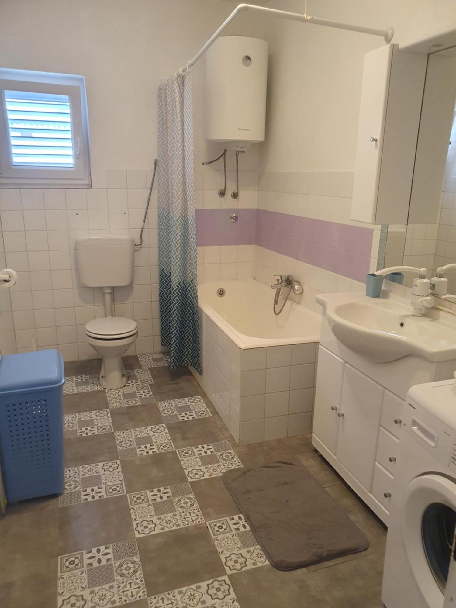 Apartment Gloria Kaštela Екстериор снимка