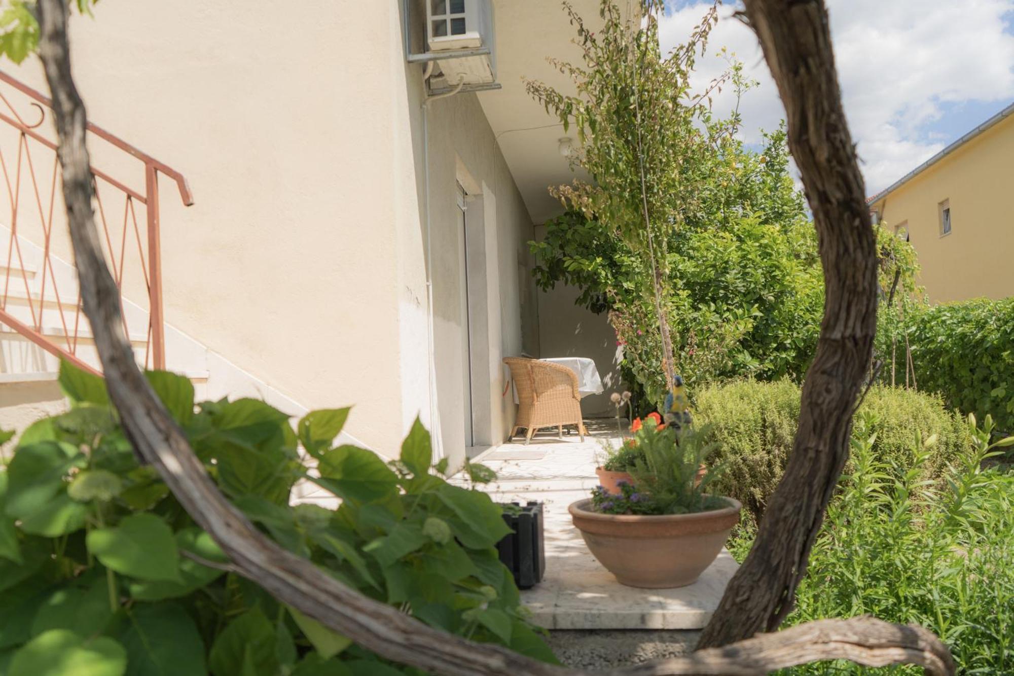 Apartment Gloria Kaštela Екстериор снимка